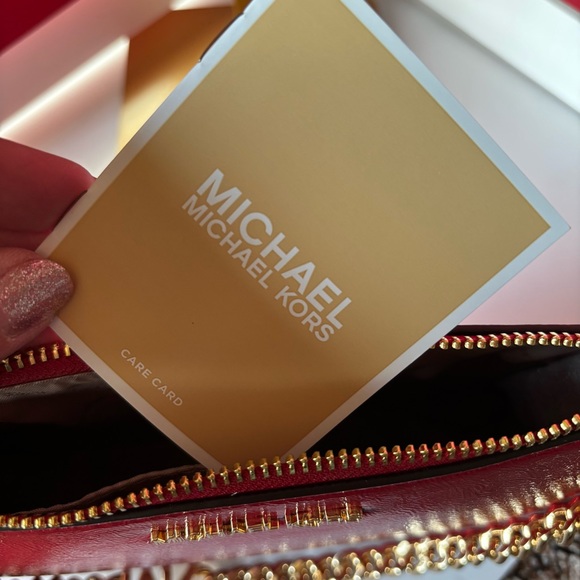 MICHAEL KORS jet set medium red leather pouchette bag NWT - Picture 7 of 10